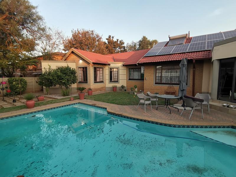 4 Bedroom Property for Sale in Vaalpark Free State